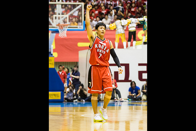 고려대 농구부 박재현 선수입니다.