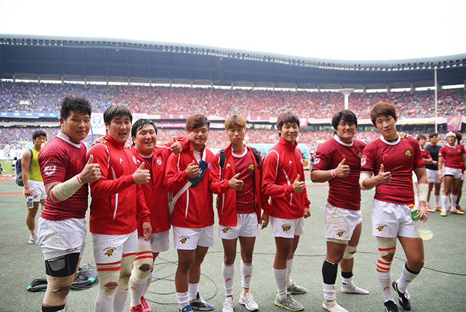 고려대 럭비부 단체컷입니다.