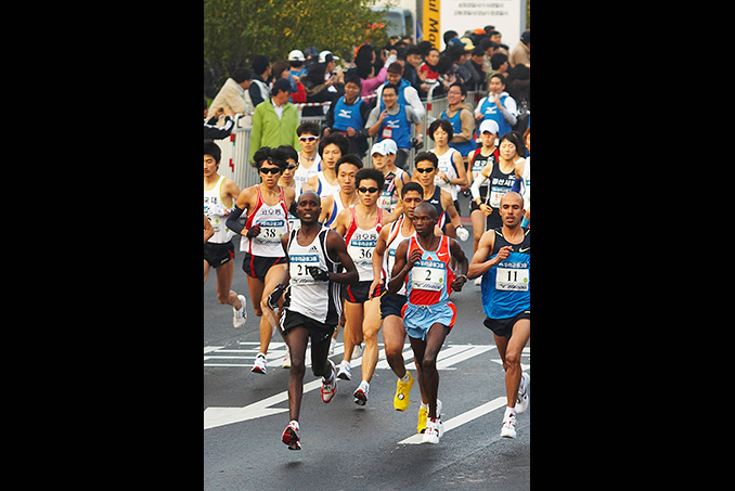 코오롱 마라톤팀 지영준 선수입니다.